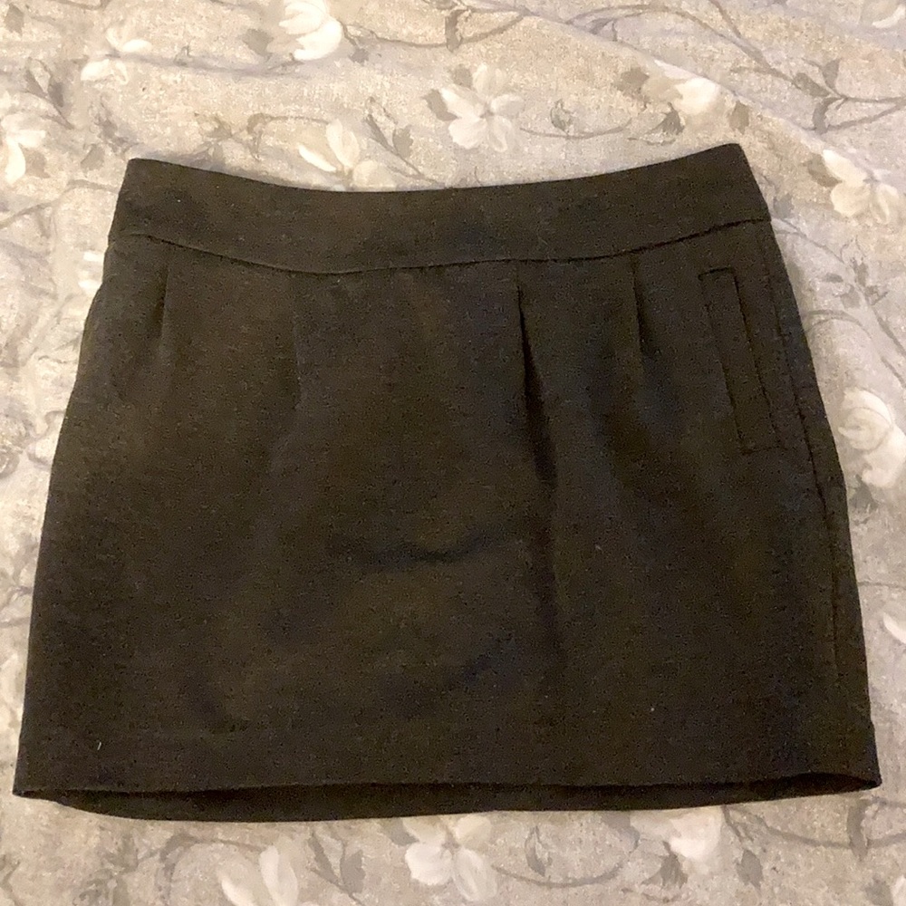 Cute grey pencil skirt